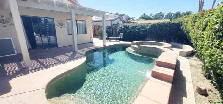 Rent Stunning House with Pool in a Peaceful Location