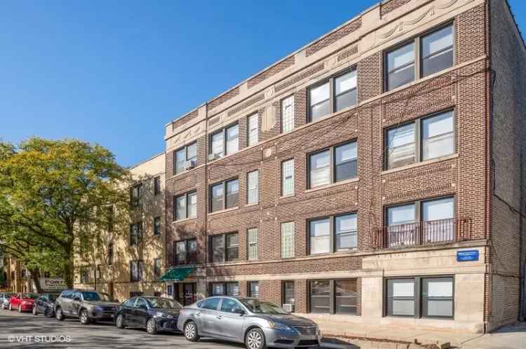 Rent Lakeview Apartments with Great Features Near Brown Line