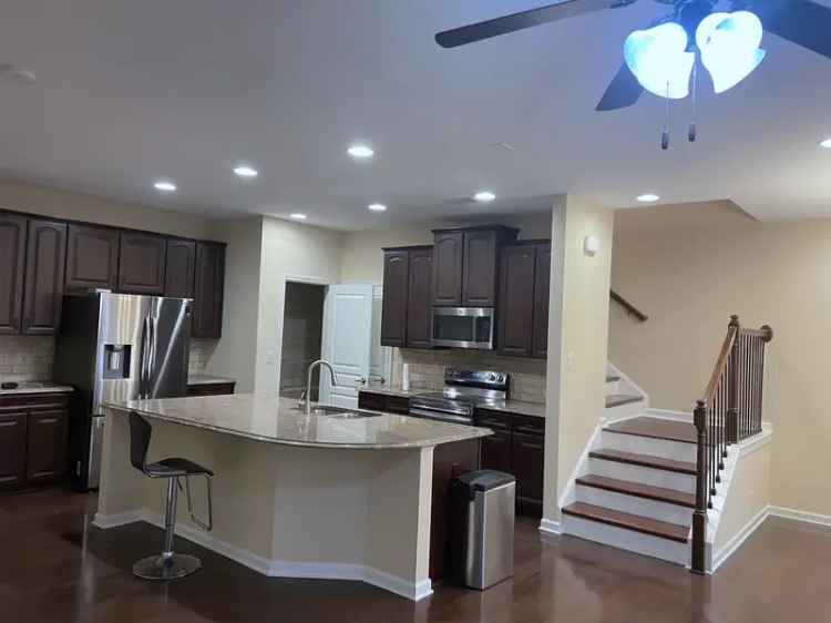 Rent Spacious Updated Townhome in Brookhaven with 4 Bedrooms and Modern Features