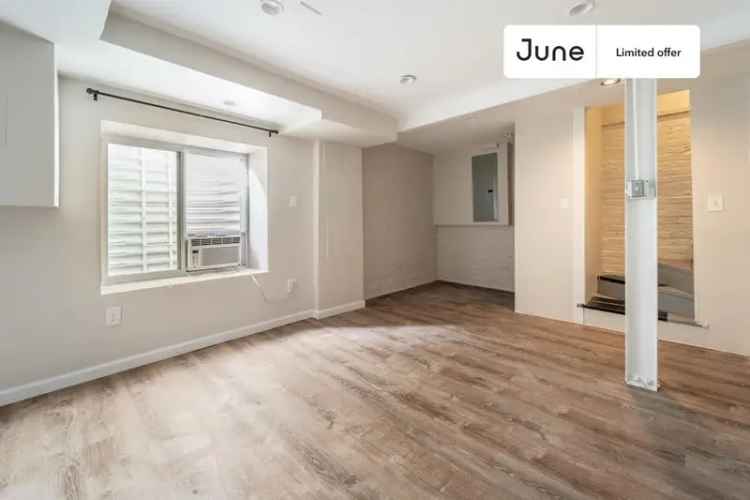 Rent Room in Columbia Heights with Modern Amenities and Flexibility