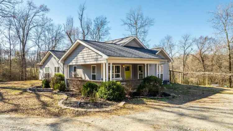 House For Sale in Benton, Arkansas