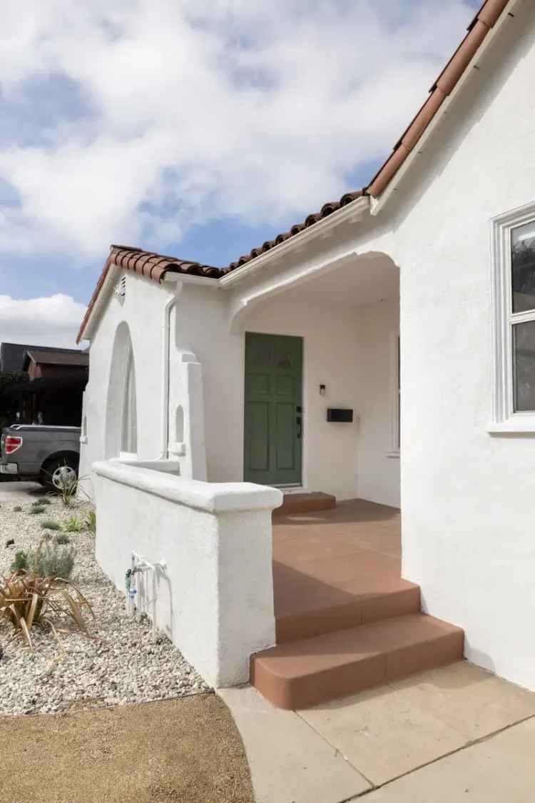 Updated South LA Home Near LAX - Bonus Room