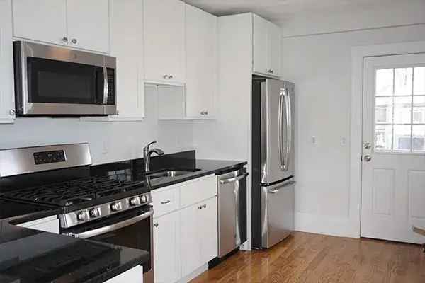 Rent Updated Duplex Apartment in Waltham with 4 Bedrooms