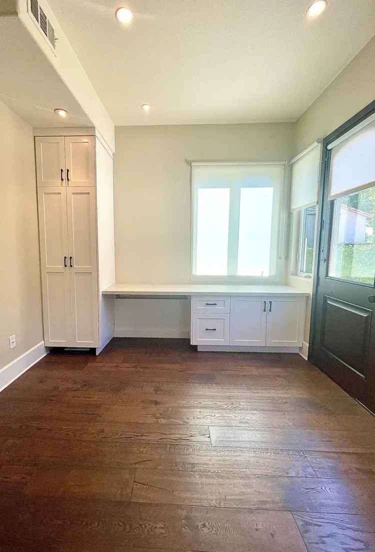 Rent Spacious 3 Bedroom Apartment in Culver City with Modern Features