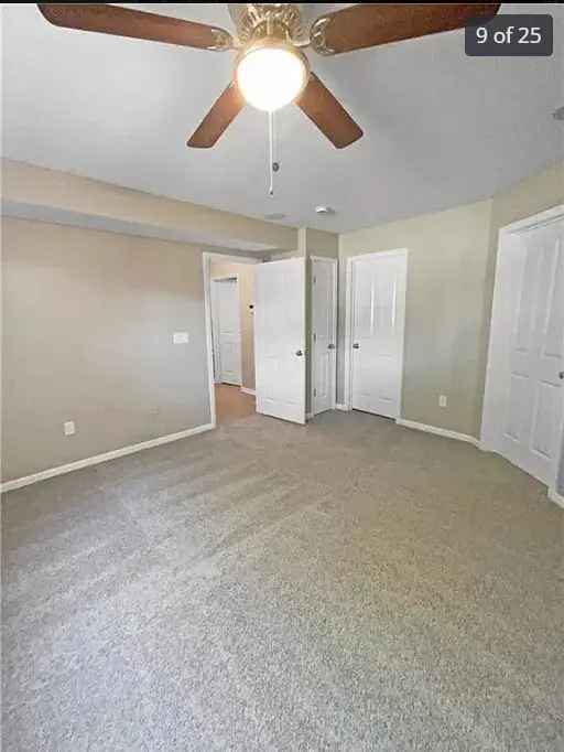 Rent Stunning Townhouse in Blue Valley with Modern Features and Pool Access