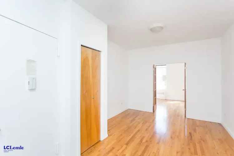 Rent Apartment on 78th Street with 1 Bed and Great Amenities