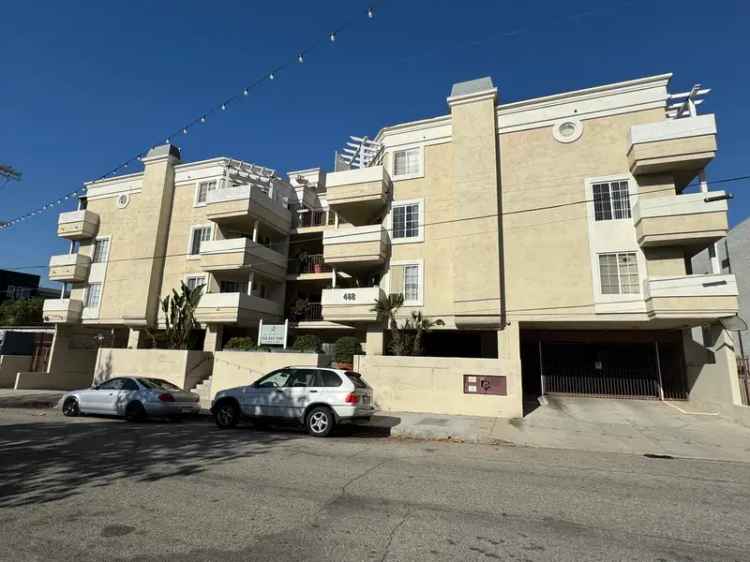 Rent Updated Apartment in Downtown San Pedro 2 Beds 2 Baths