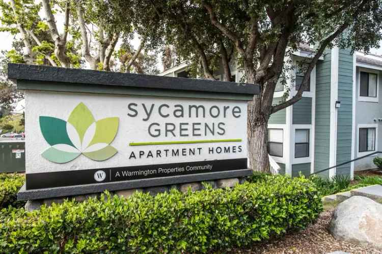 Rent Apartments in Sycamore Greens Vista with Pool and Fitness Center