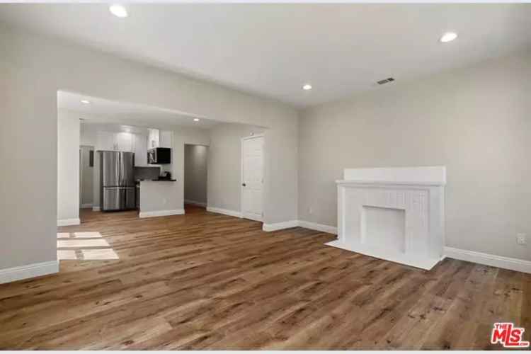 Buy Gorgeous Duplex in Hollywood with Modern Luxuries and ADU Potential