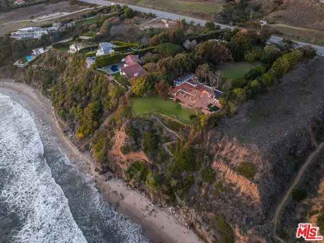 House For Sale in 32752, Pacific Coast Highway, Malibu, California