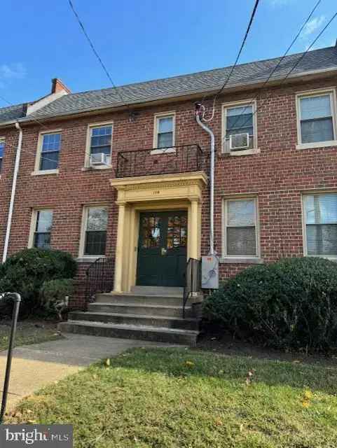 House For Sale in 179, 35th Street Northeast, Washington, District of Columbia