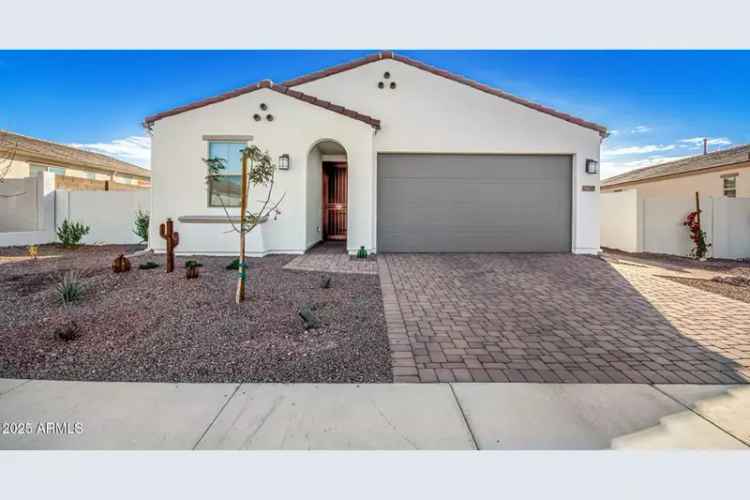 House For Sale in 17765, West Silverwood Drive, Goodyear, Arizona