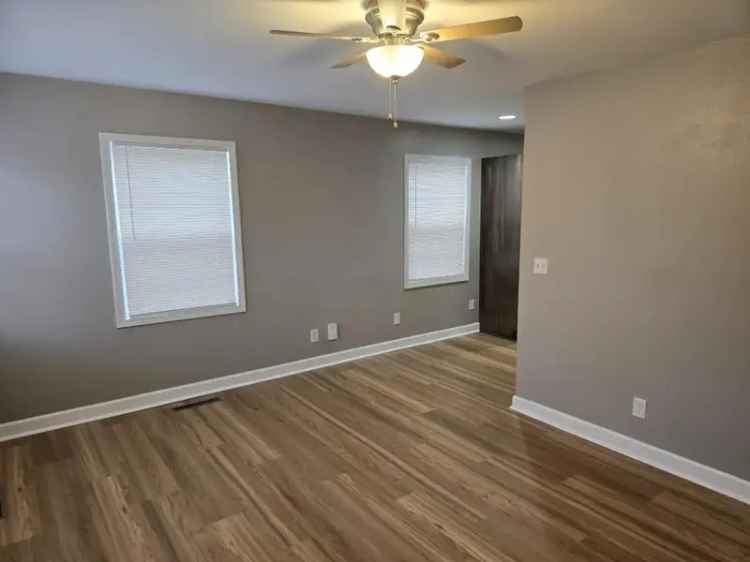 Rent Remodeled Ranch Home in Northland with New Kitchen and Features