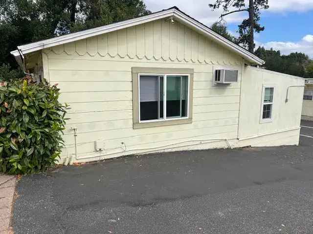 Rent Apartment Unit in Scotts Valley with Deck and Fenced Yard