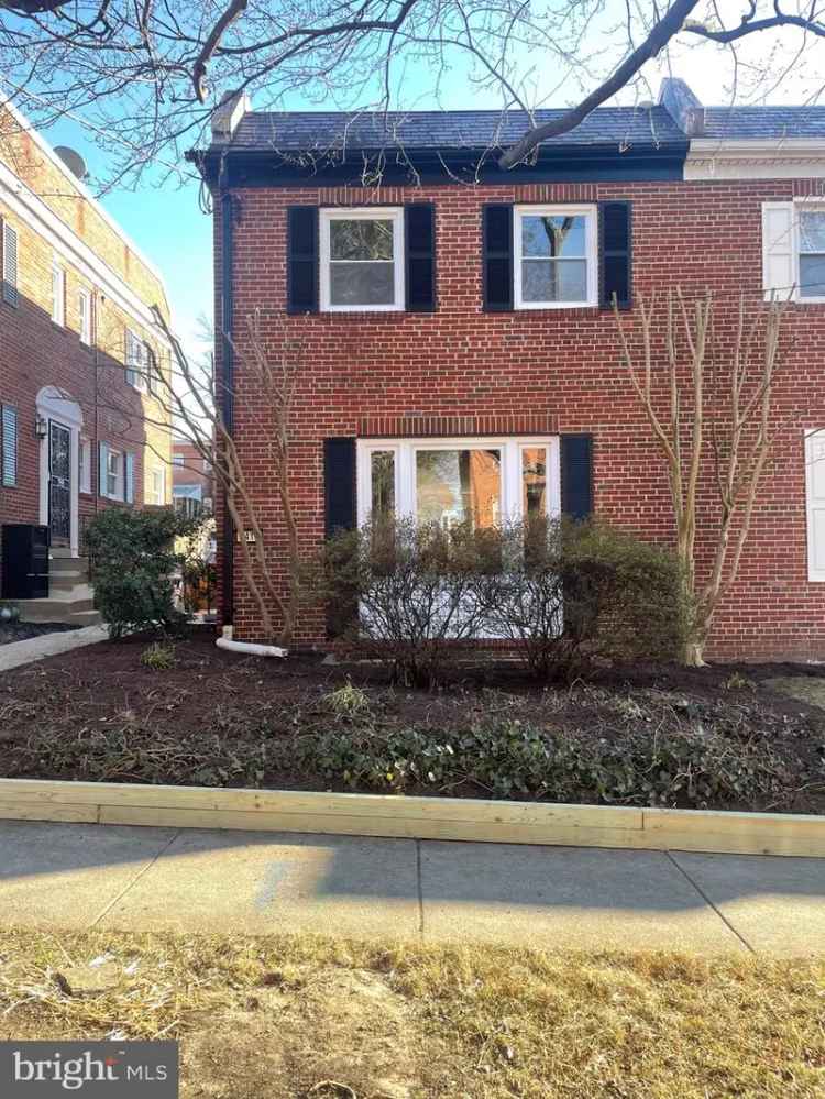 House For Sale in 1418, Sheridan Street Northwest, Washington, District of Columbia