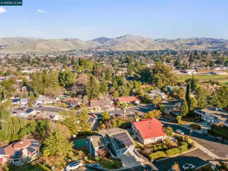 House For Sale in 5757, Reynolds Place, Concord, California