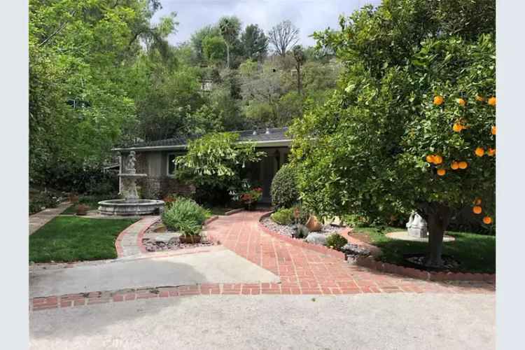 Buy Mid-century Modern House in Encino with Pool and Private Oasis