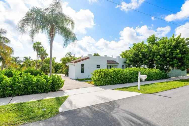 House For Sale in 905, Southeast 3rd Avenue, Delray Beach, Florida