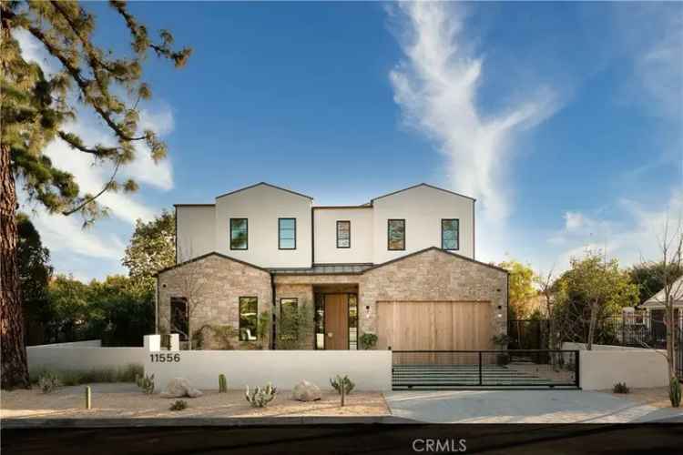 House For Sale in 11556, Blix Street, Los Angeles, California