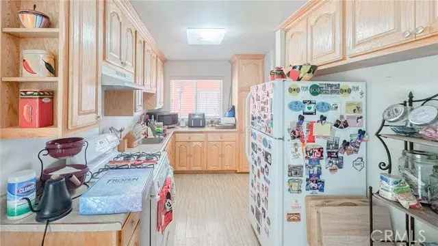 House For Sale in 617, Ferrero Lane, La Puente, California