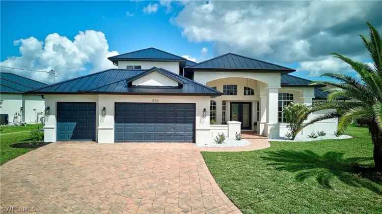 House For Sale in 800, Northwest 36th Avenue, Cape Coral, Florida