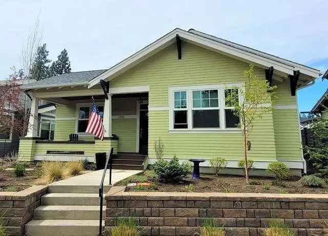 Rent Quality Built Single Level Home in Northwest Crossing with Great Features