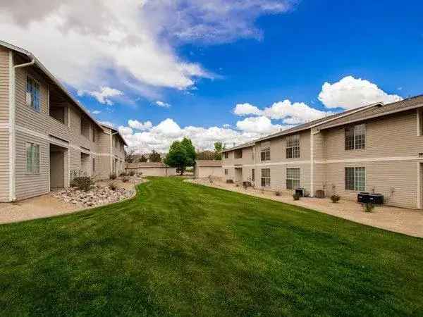 Rent Apartments in St. George with Scenic Trails and Community Amenities