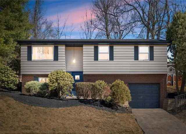 House For Sale in 487, Lucia Drive, Wilkins Township, Pennsylvania