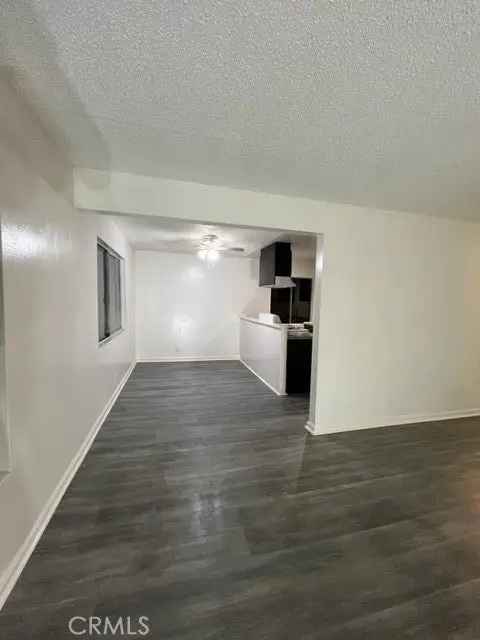 House For Sale in 1600, Picadilly Way, Fullerton, California