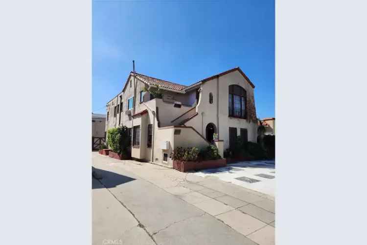 Investment opportunity buy property in Hollywood with multiple units