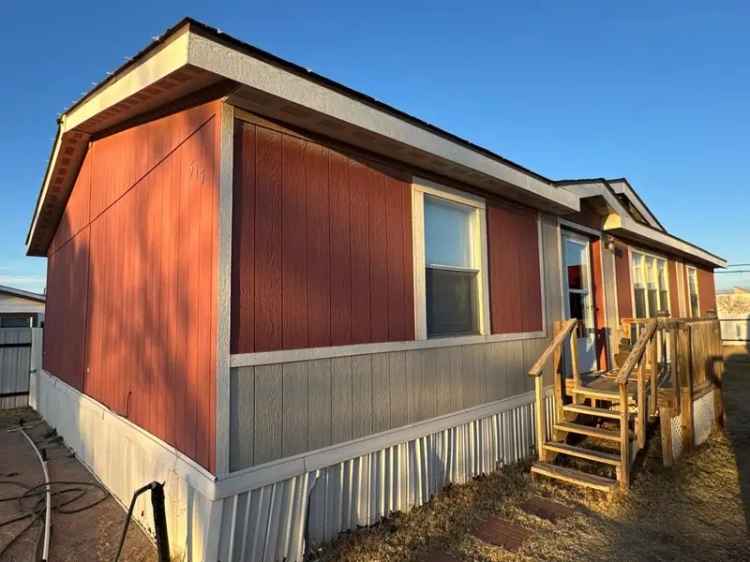 Buy Mobile Home with 3 Bedrooms and 2 Bathrooms for Open Living