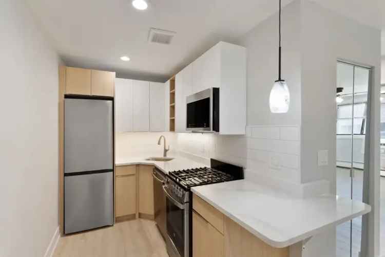 Rent Apartments with Modern Features Near Loyola Campus