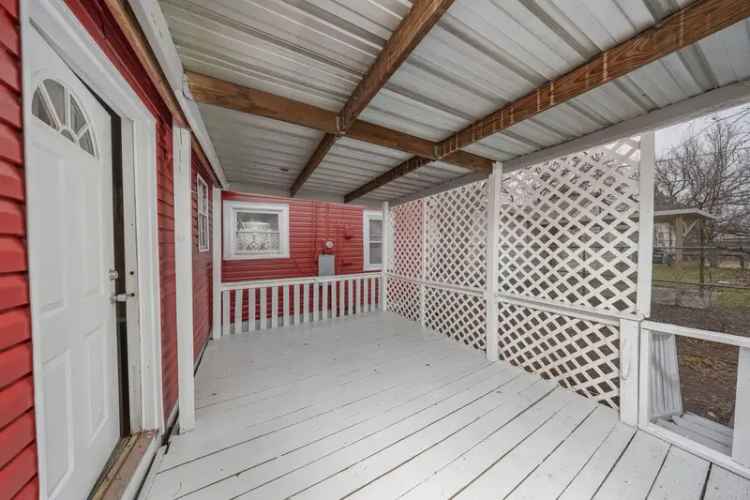 Rent Beautiful Remodeled Home in Lawton with Spacious Backyard