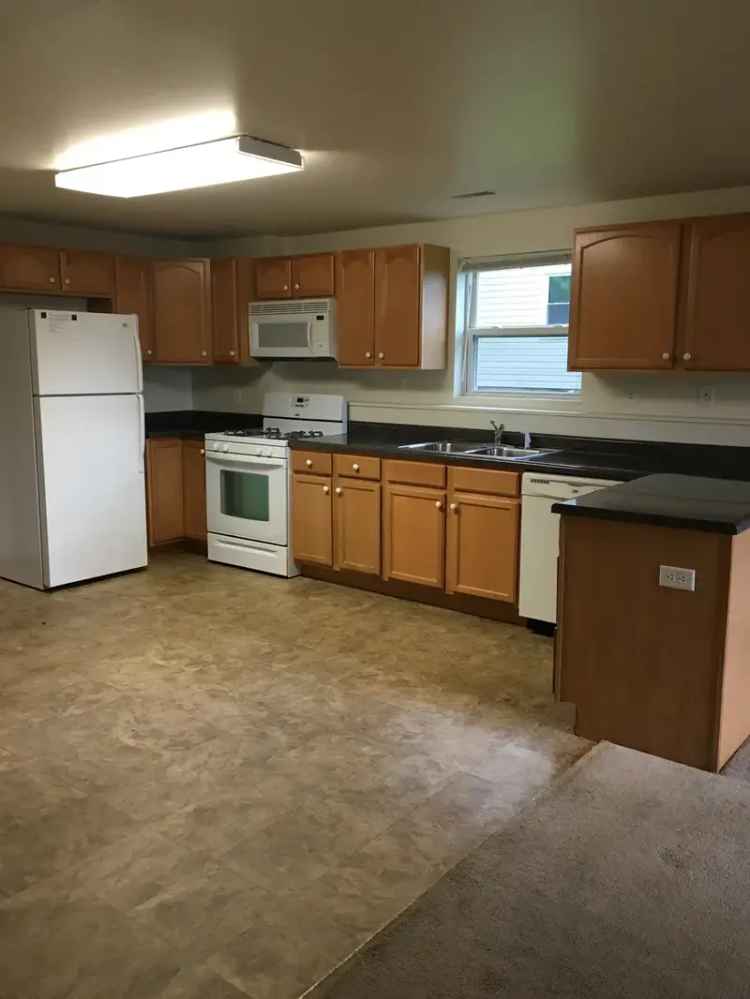 Apartment Unit for Rent