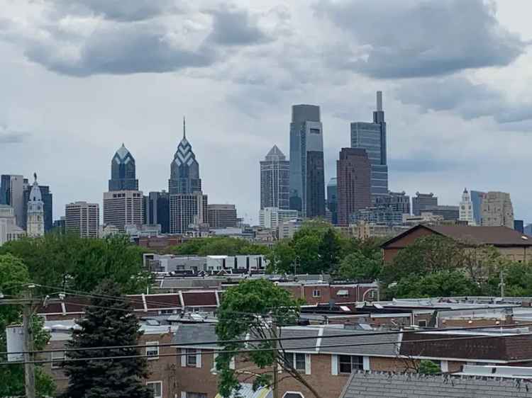 House For Sale in 901, North 5th Street, Philadelphia, Pennsylvania