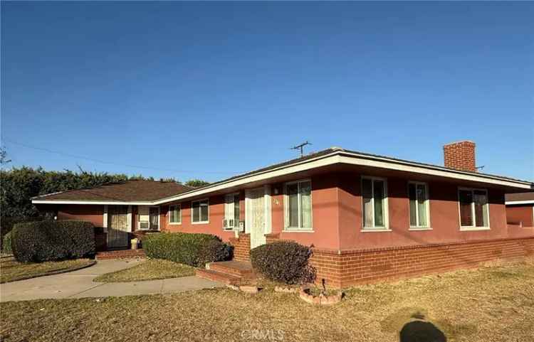 House For Sale in 2201, North Bristol Street, Santa Ana, California