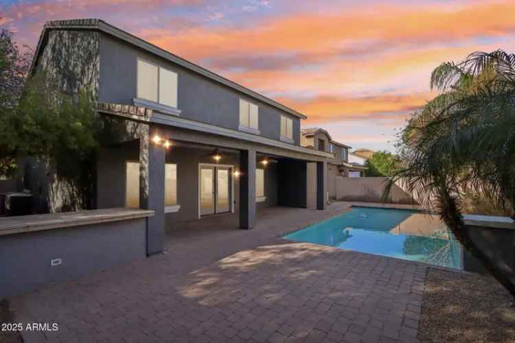 Buy House in Highland Groves with Pool and Spacious Layout