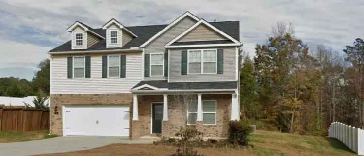 Home for Rent Spacious 4 Bedroom House with Garage Near White Oak Shopping Center