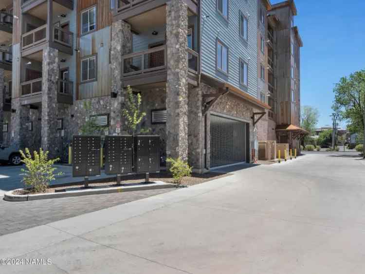 Rent Luxury Condo Downtown Flagstaff with Rooftop Views Near NAU