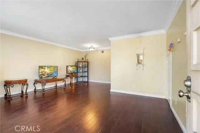 House For Sale in 8702, Willis Avenue, Los Angeles, California