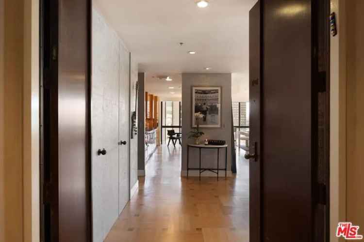 House For Sale in 10750, Wilshire Boulevard, Los Angeles, California