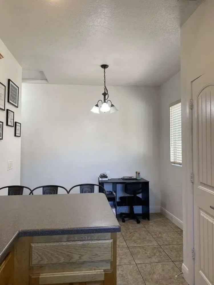 Rent Apartment Unit in Downtown St George with 3 Beds and Internet