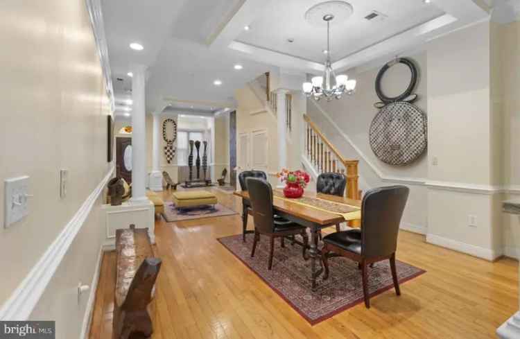 House For Sale in Washington, District of Columbia