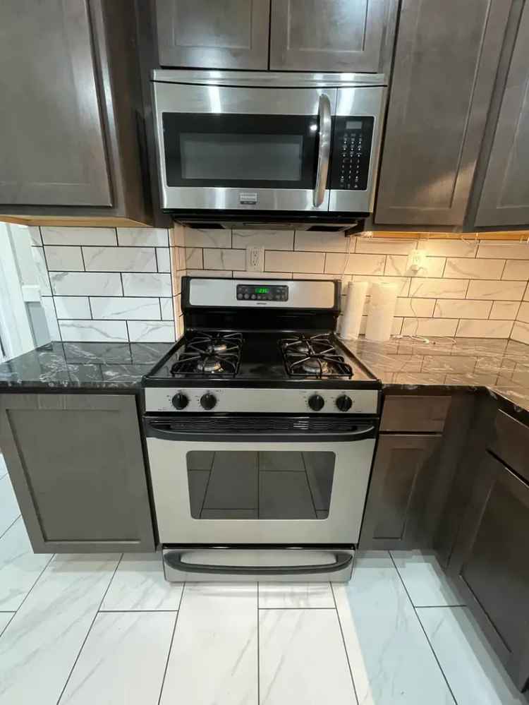 Rent Beautifully Renovated Apartment Unit Near UAlbany