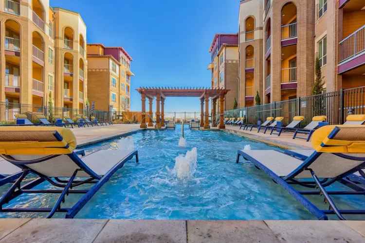 Rent Modern Waterfront Apartments in Lewisville with Chic Amenities