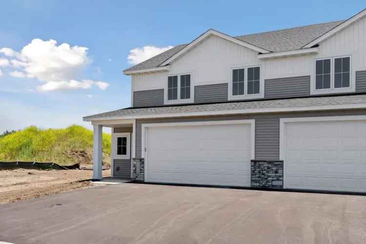 Rent New Construction Twin Home with 3 Bedrooms in Immaculate Condition