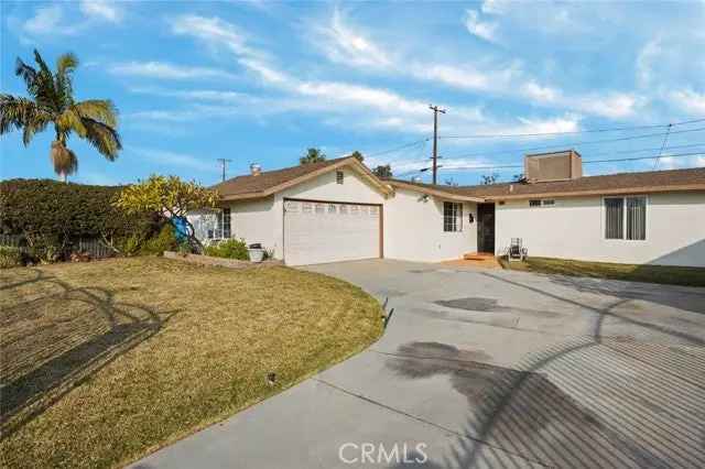 House For Sale in 924, North Holly Street, Anaheim, California