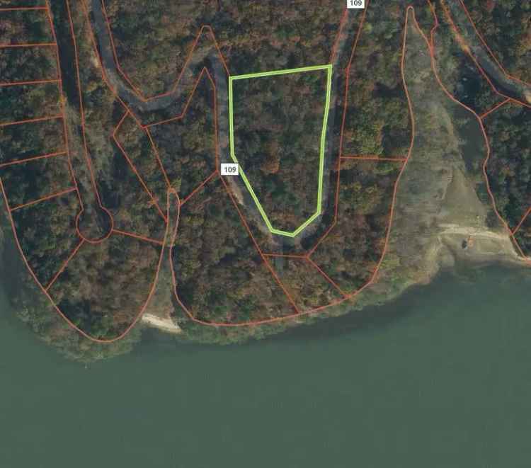 Build Your Dream Home on 2.10 Acres in Sportsman Paradise Waterloo AL