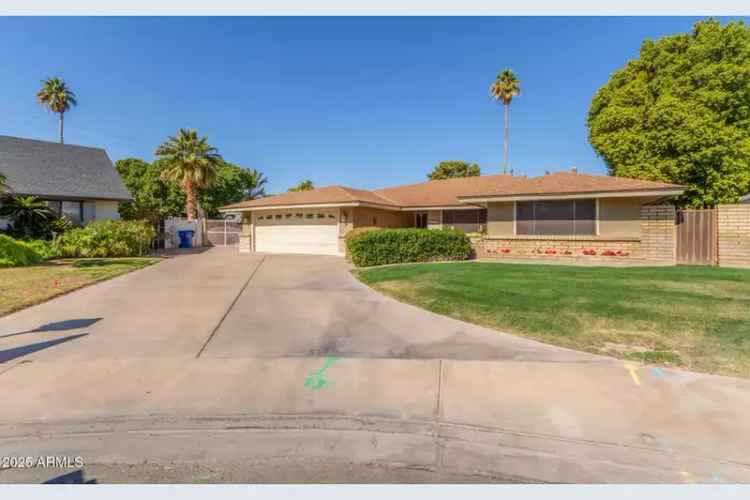 Buy golf course lot home with 2 master suites in North Mesa