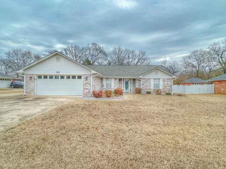 House For Sale in 212, Cherokee Lane, Clarksville, Arkansas